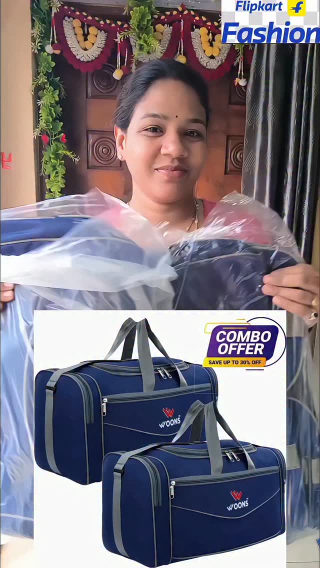 Flipkart Facebook ad: Travel smart with our Combo Travel Bag Offer!