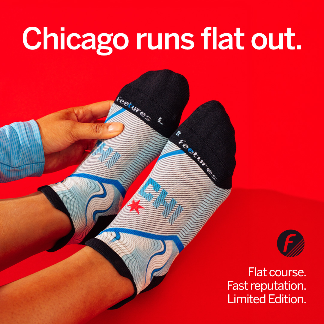 Feetures Facebook ad: Chicago, this one's for you.