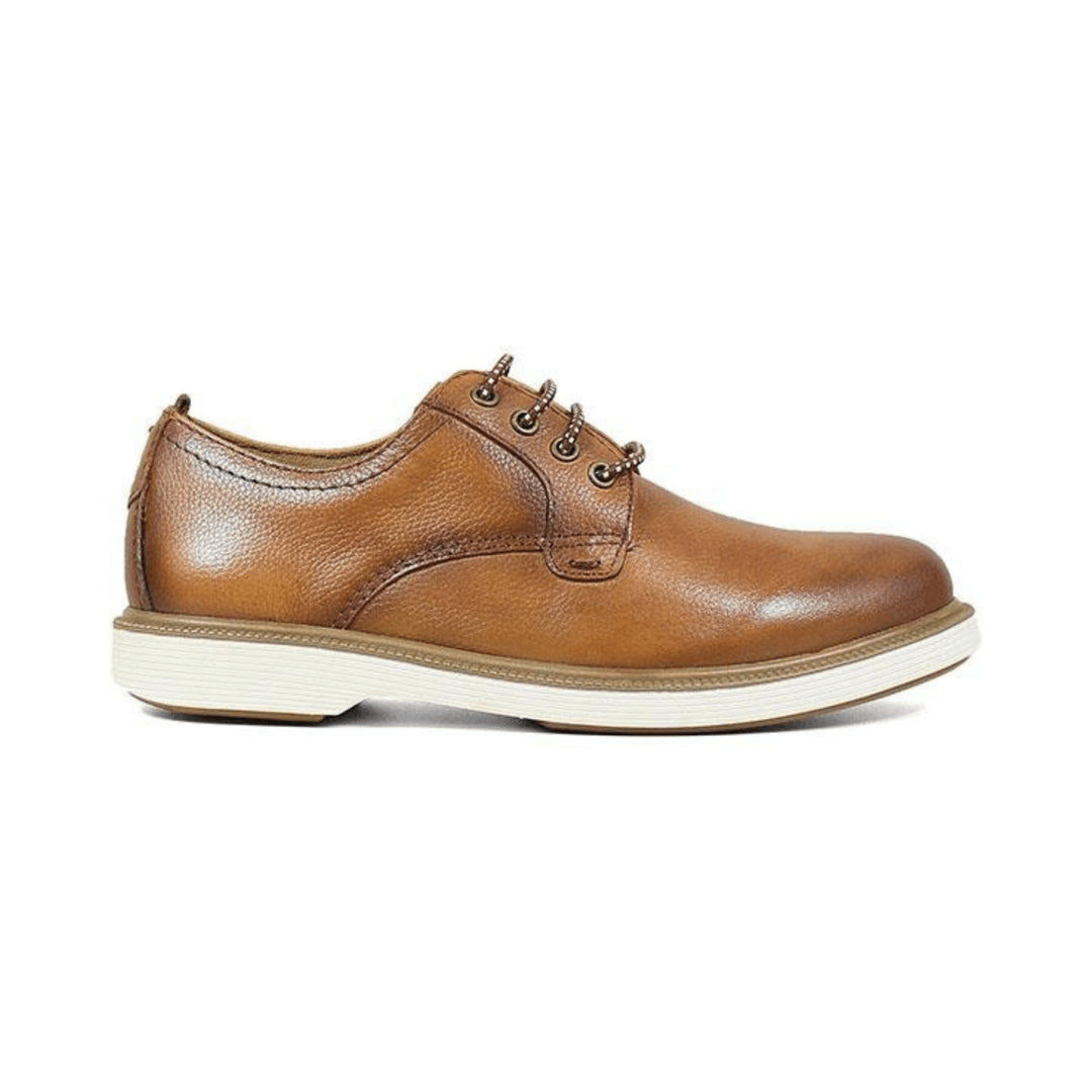 Tip Top Shoes Facebook ad