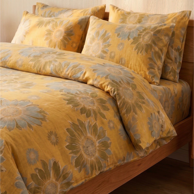 Ownkoti Facebook ad: Ownkoti Vintage Sunflower Orange Cotton Bedding Set