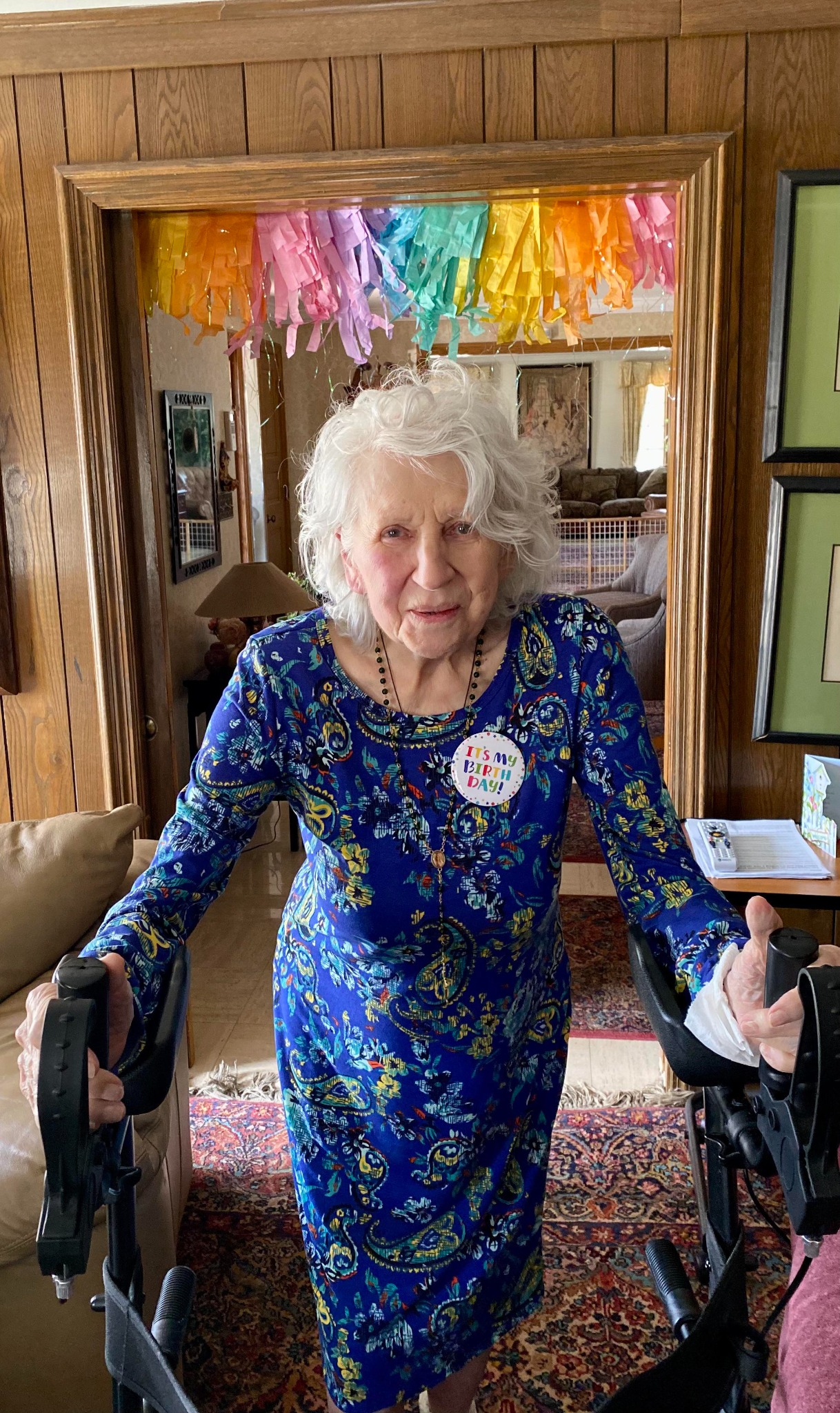 Beatrice Holloway Facebook ad