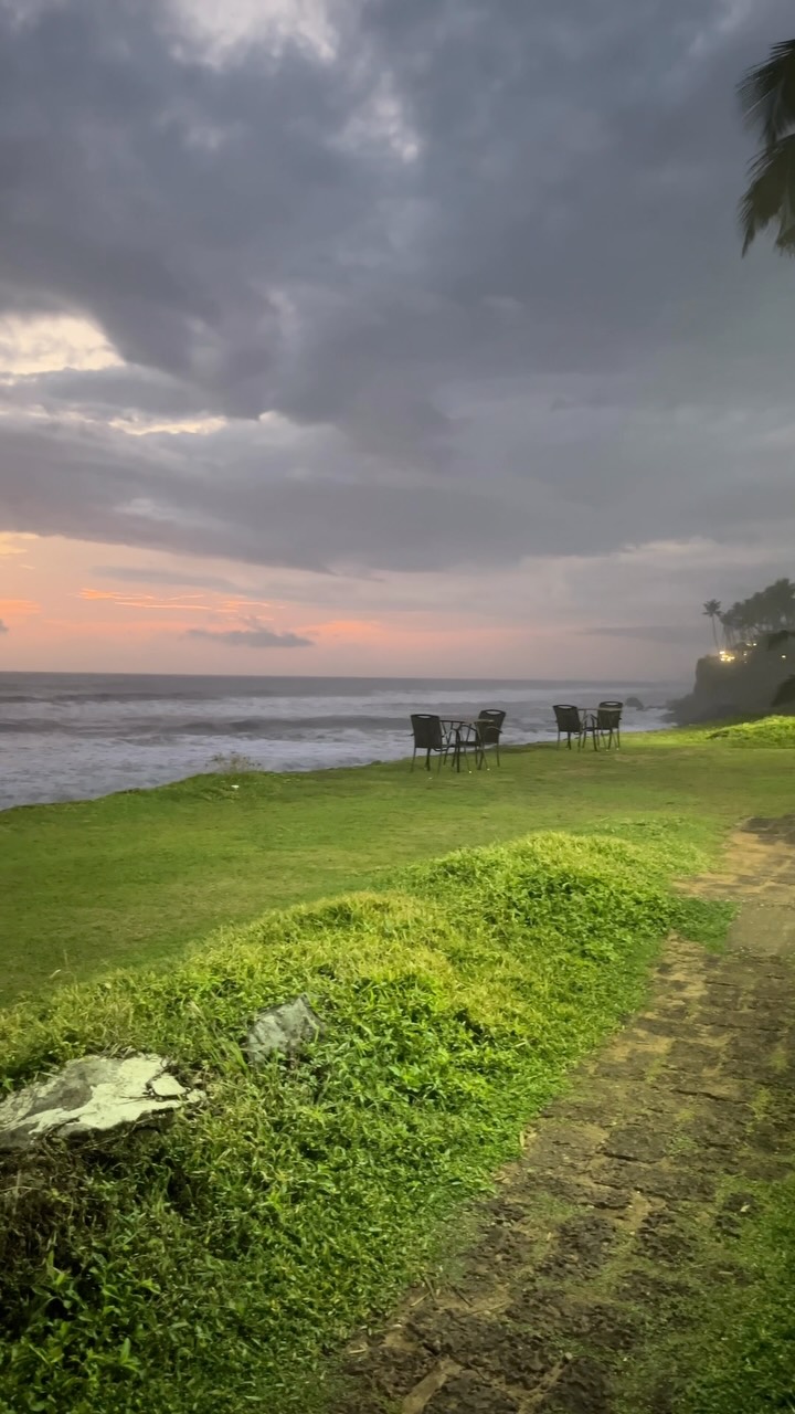 B'Canti Boutique Beach Resort Facebook ad: No Place I’d Rather Be