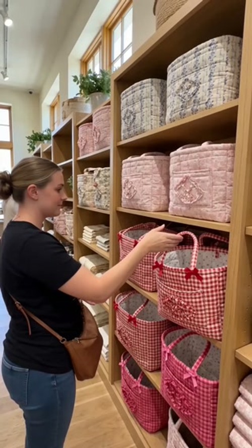 Emmafy Facebook ad: One Basket, a Print for Every Room
