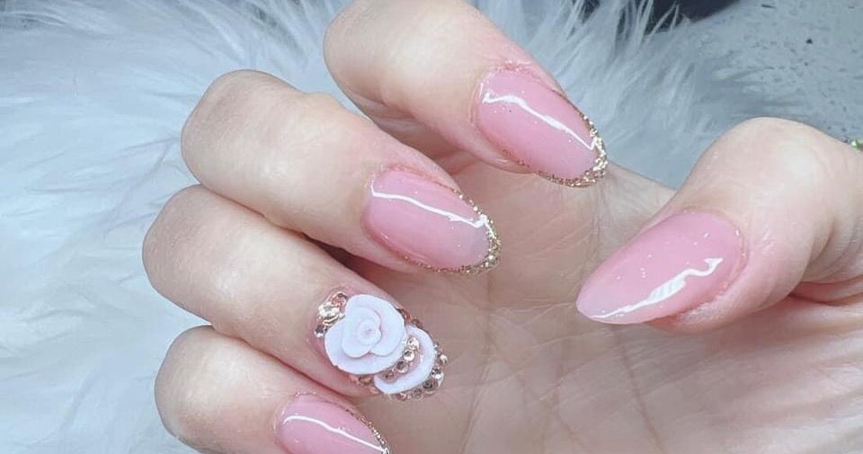 Sapphire Nails and Spa Facebook ad: Thank you for visiting Sapphire Nails & Spa…