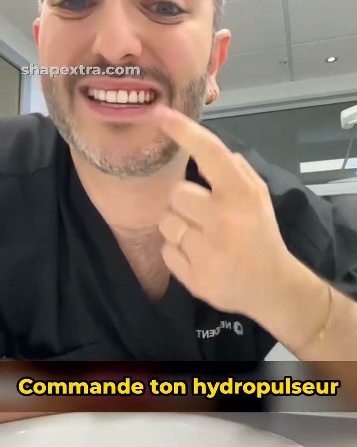 Shapextra Facebook ad: Des dents propres en 1 minute