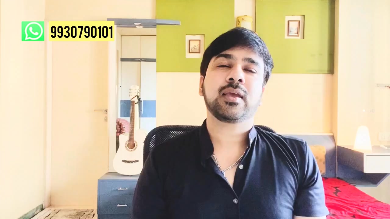 Voice Culture Academy Facebook ad: Chat with us