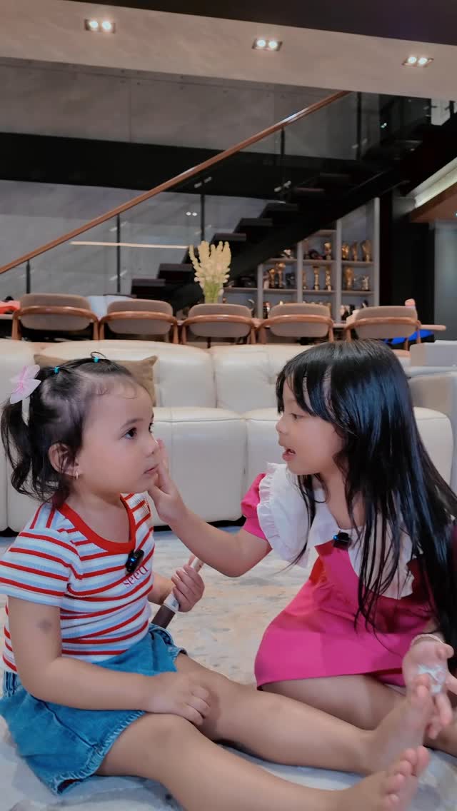 Moell Facebook ad: gabole skip pake skincare @moell.id yaaa