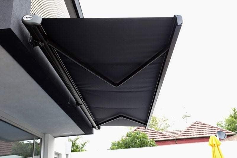 Retractable Awning Direct supplier Facebook ad: CASH ON DELIVERY