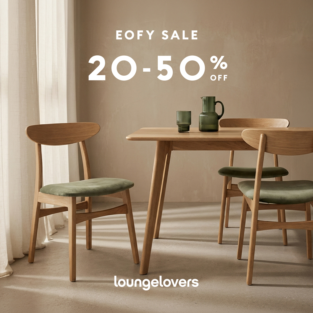 Lounge Lovers Facebook ad