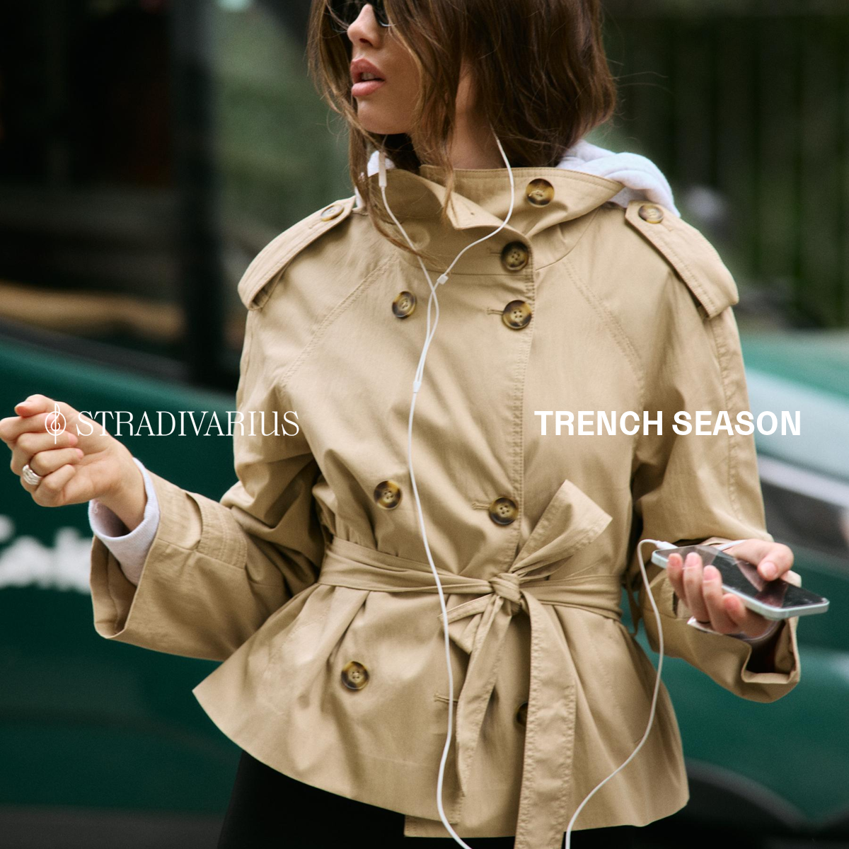 Stradivarius Facebook ad: NEW IN
