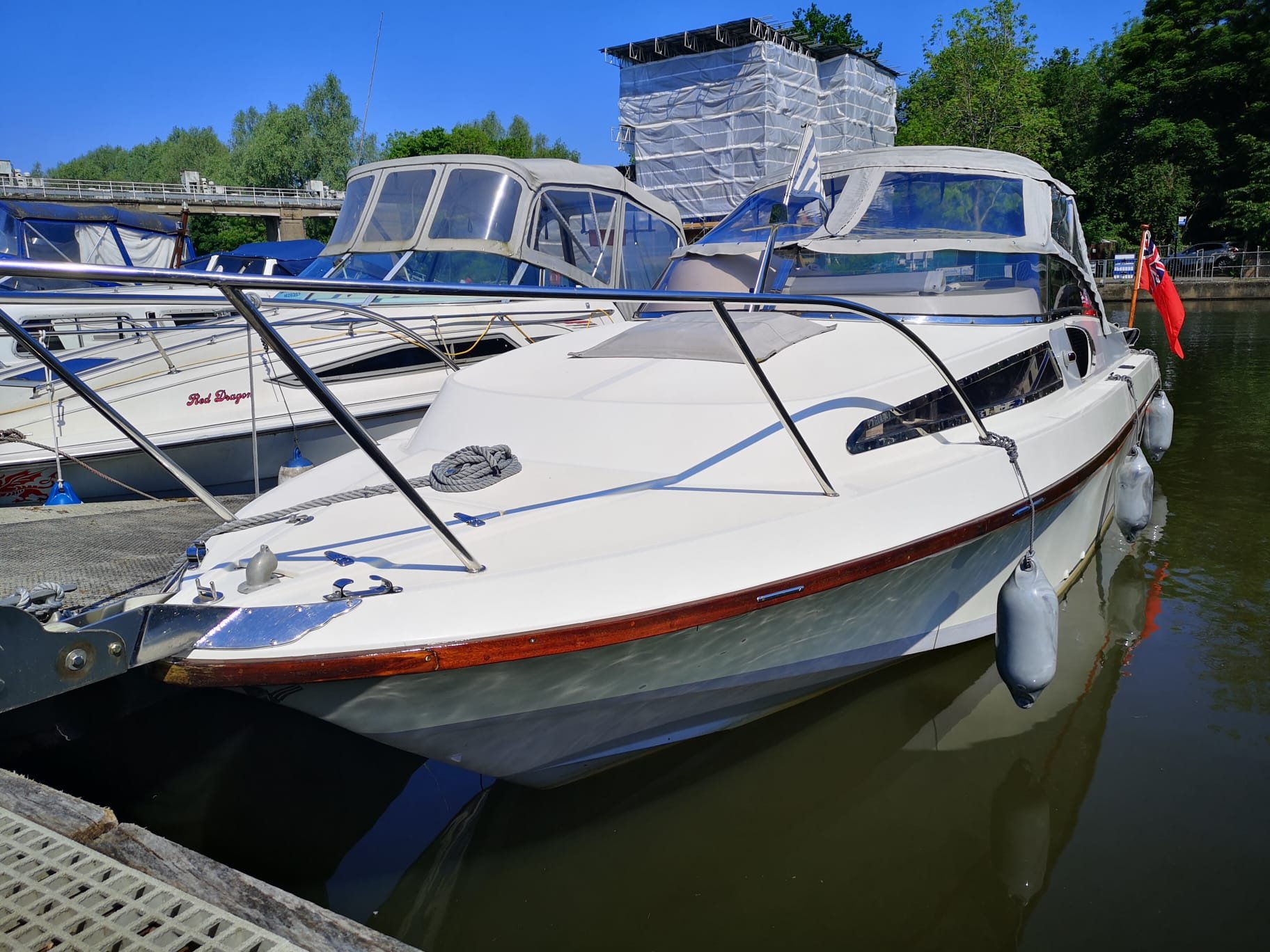 Allington Marina Facebook ad: 1996 Fairey Talisman 25