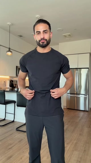 Mario Macias Facebook ad: My favorite apparel brand