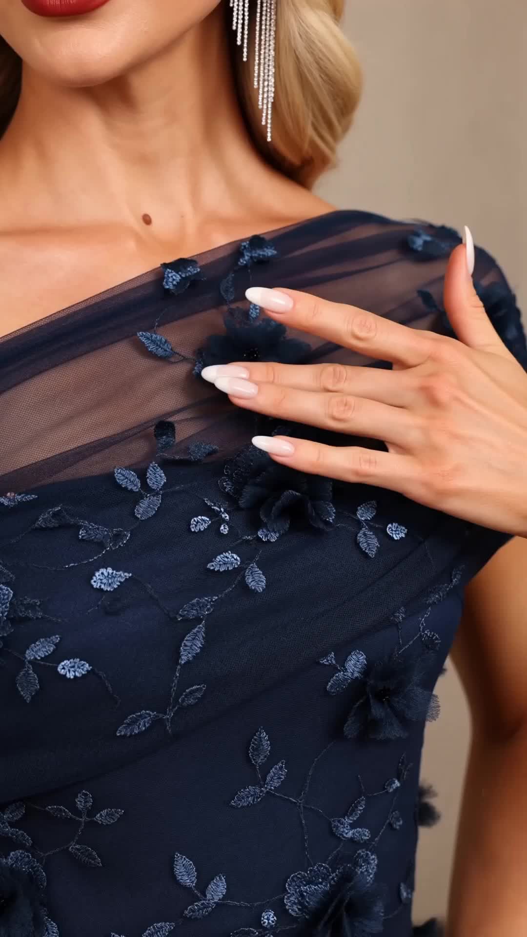 JJ's House Facebook ad: Elegant never goes out of style.
