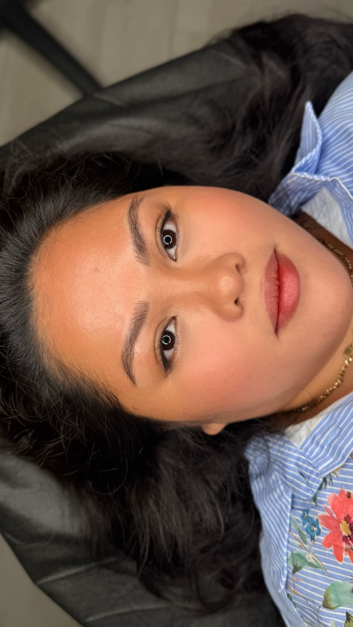 DK brows Sarasota Facebook ad: Chat with us