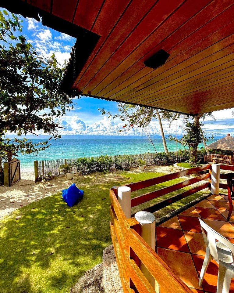 White Beach Oceanfront House Facebook ad: Good morning Moalboal