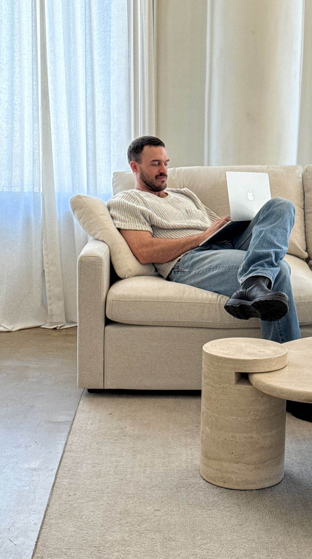 �BEN SMITH� Facebook ad: Best Sofa Ever