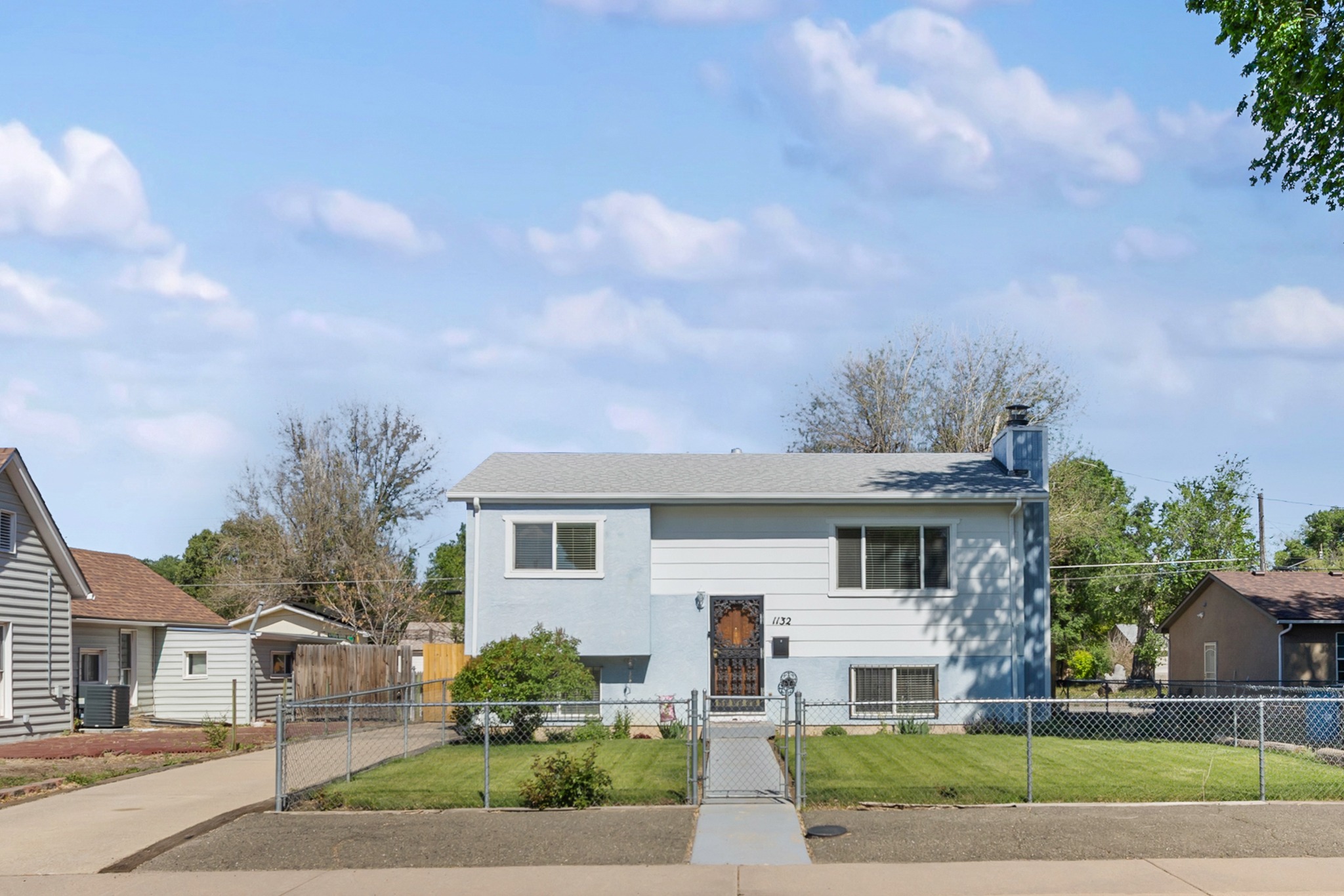 William Eichelberg, Realtor Facebook ad: Click for all the photos and info!