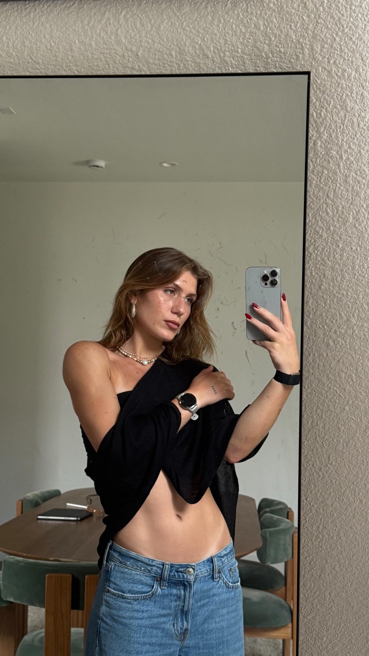 WHOOP Facebook ad: Testing the @whoop thong placement LOL