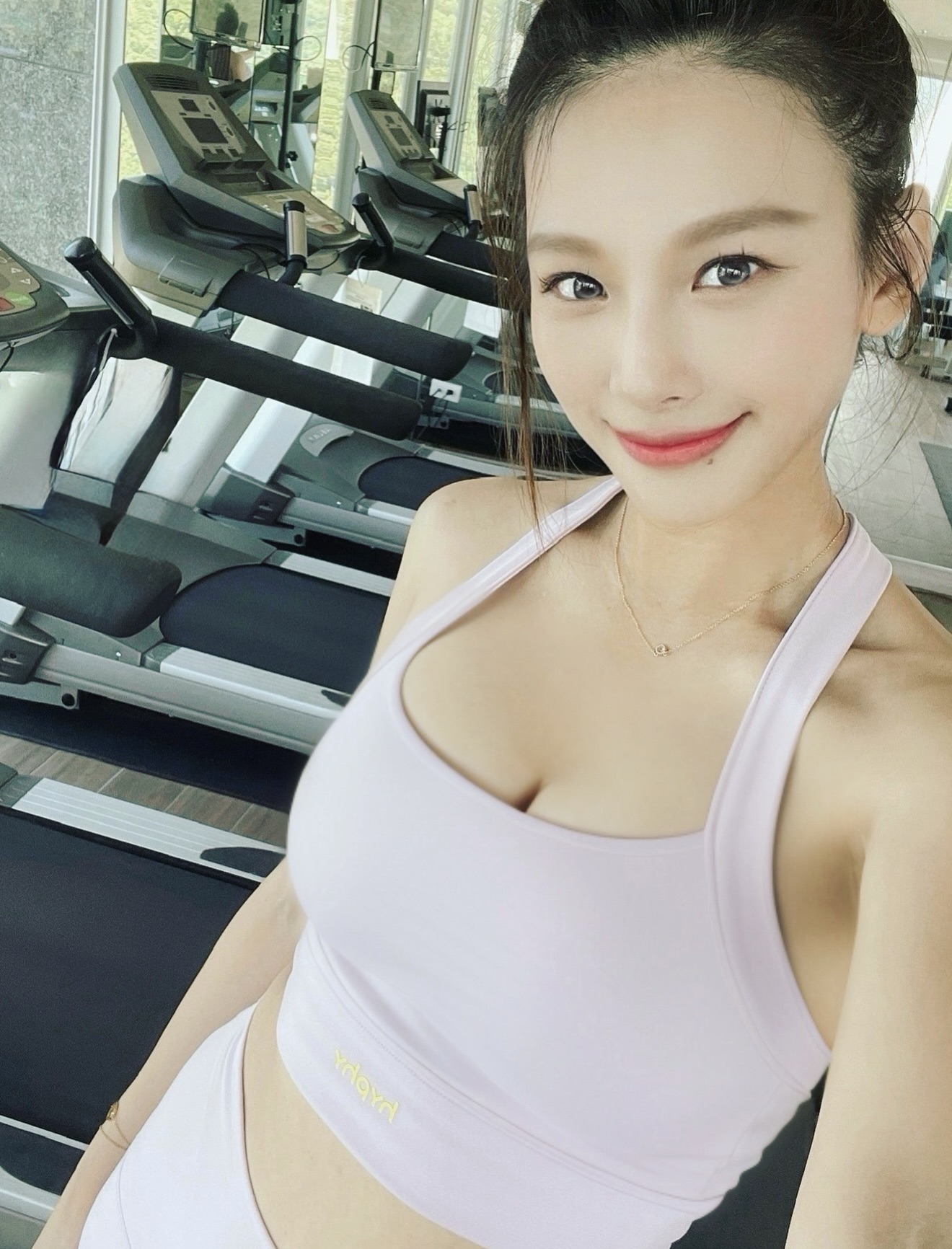 艾莉絲 X IRIS Facebook ad: 身體健康才是真正的財富自由