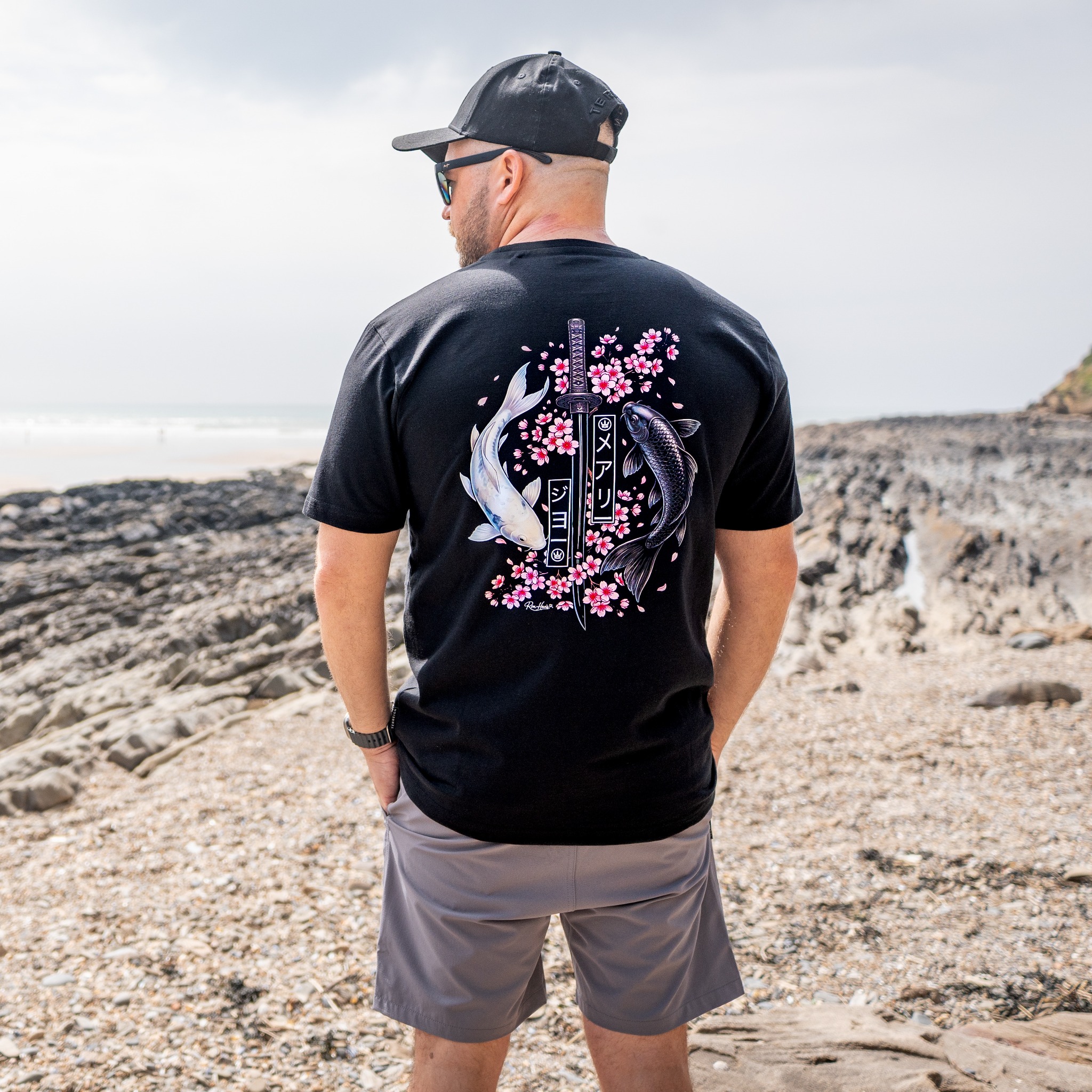 thelittlecarper Facebook ad: OUR BEST-SELLING GRAPHIC T-SHIRTS
