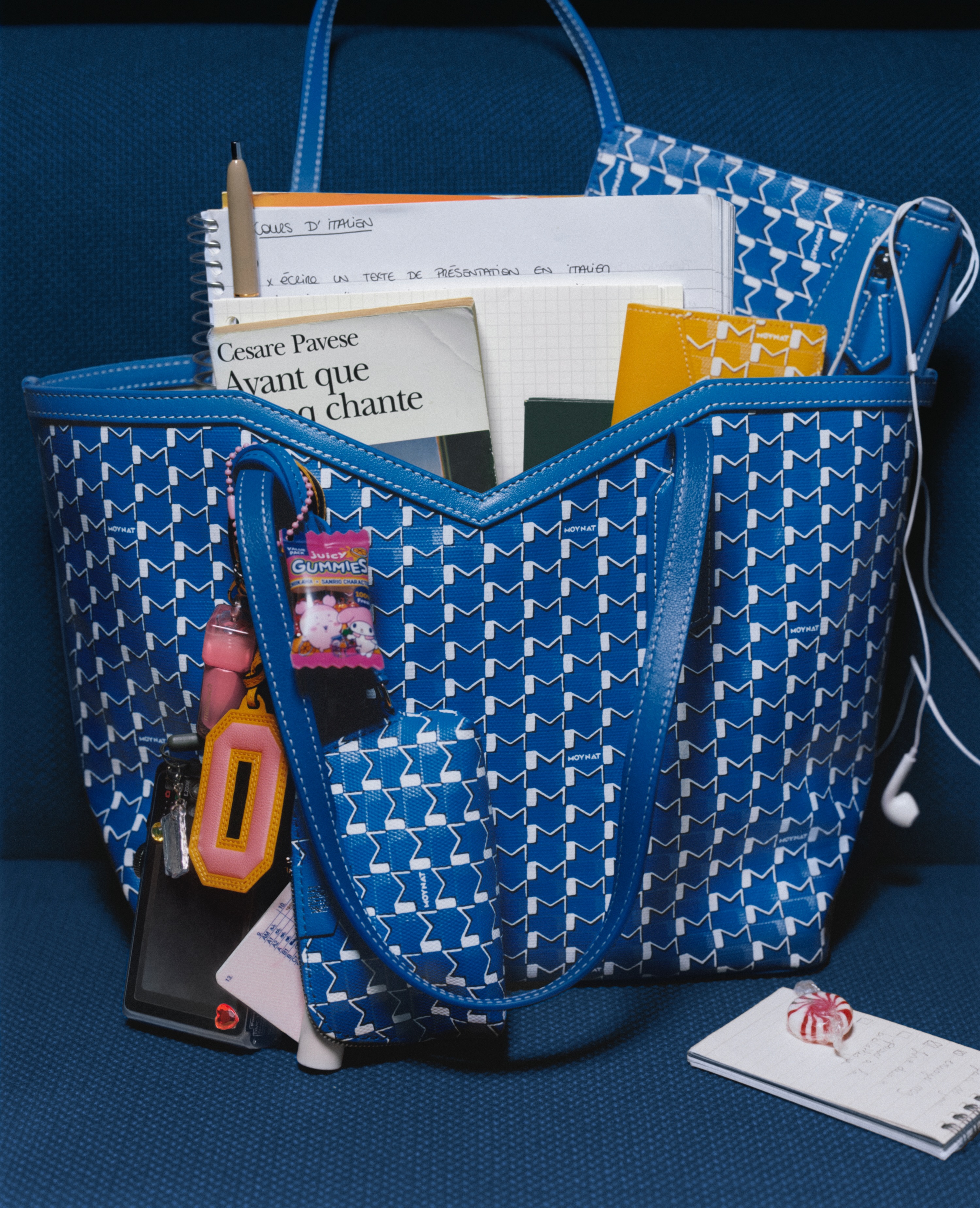 MOYNAT Facebook ad