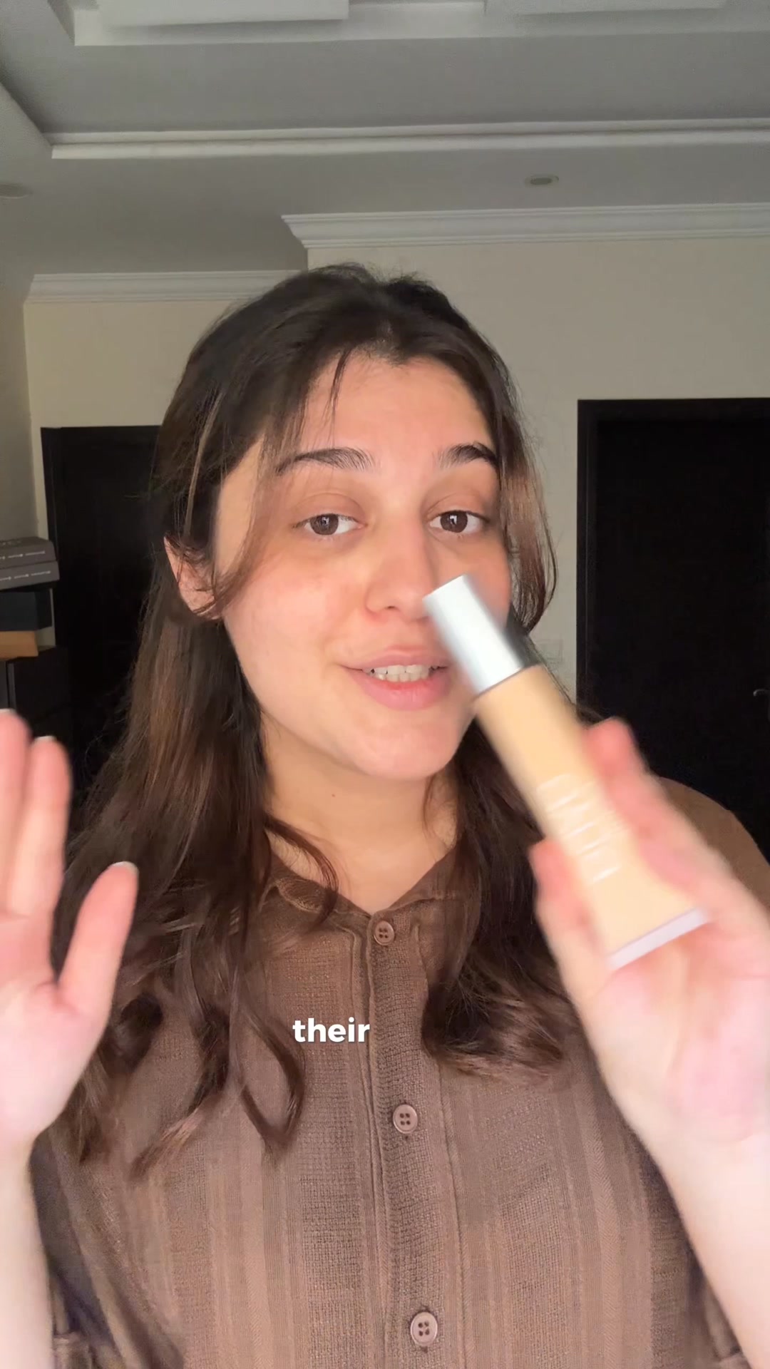 Ayna Beauty Facebook ad: Laraib Rahim's Top Picks for an Effortless Glow!