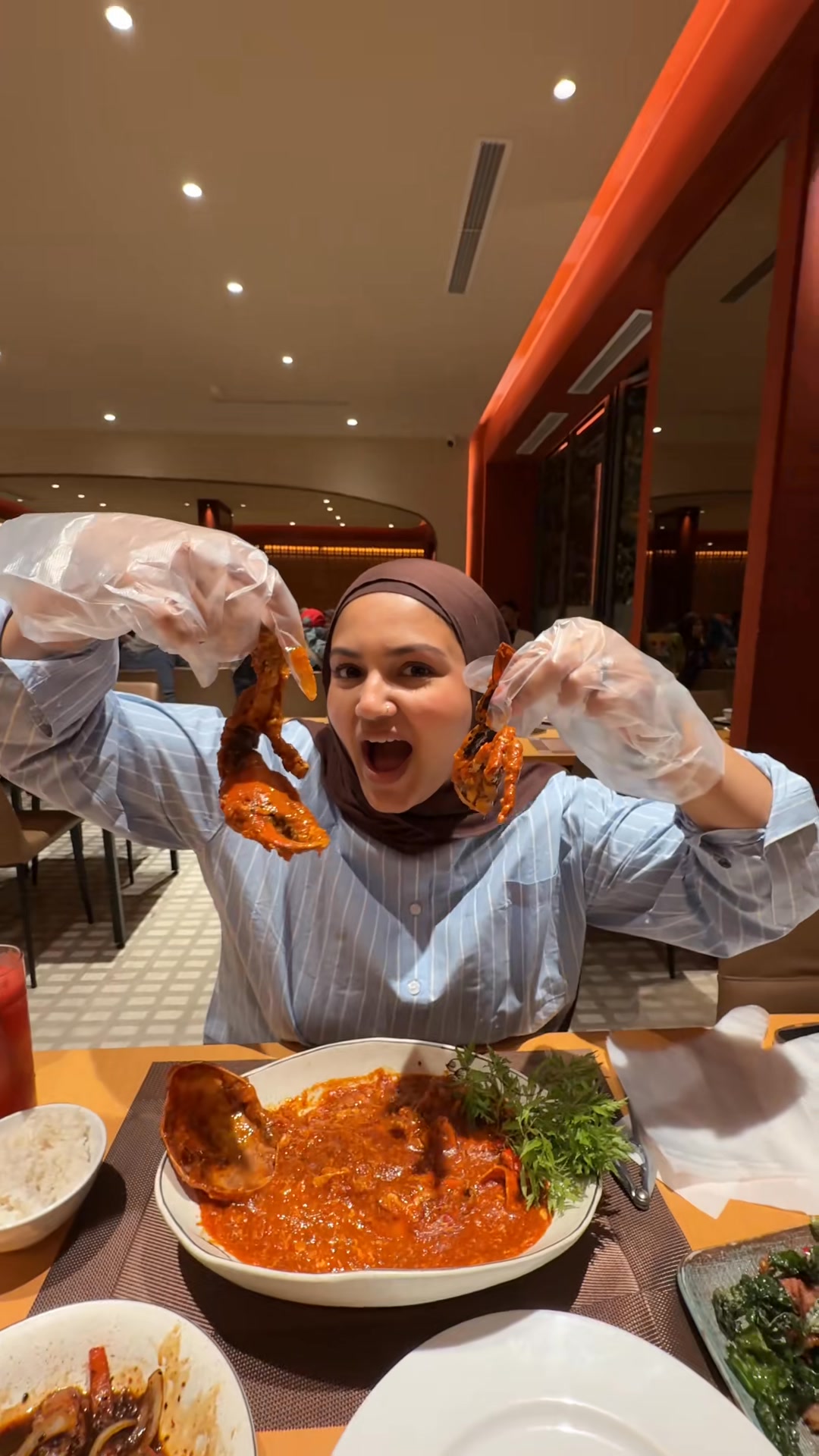 D'lions Restaurant - Halal Cuisine in Hanoi Facebook ad: (ENG) Food so good that we had to…