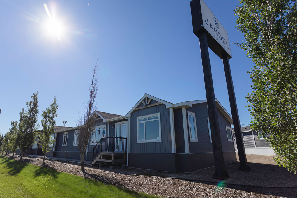 Jandel Homes Ltd. Facebook ad: Show Home Sale Now On!