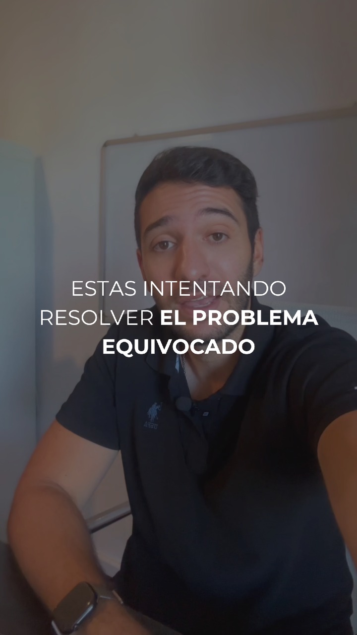 EFFICIENTOUR Facebook ad: Muchos dueños de negocios turísticos pierden tiempo…