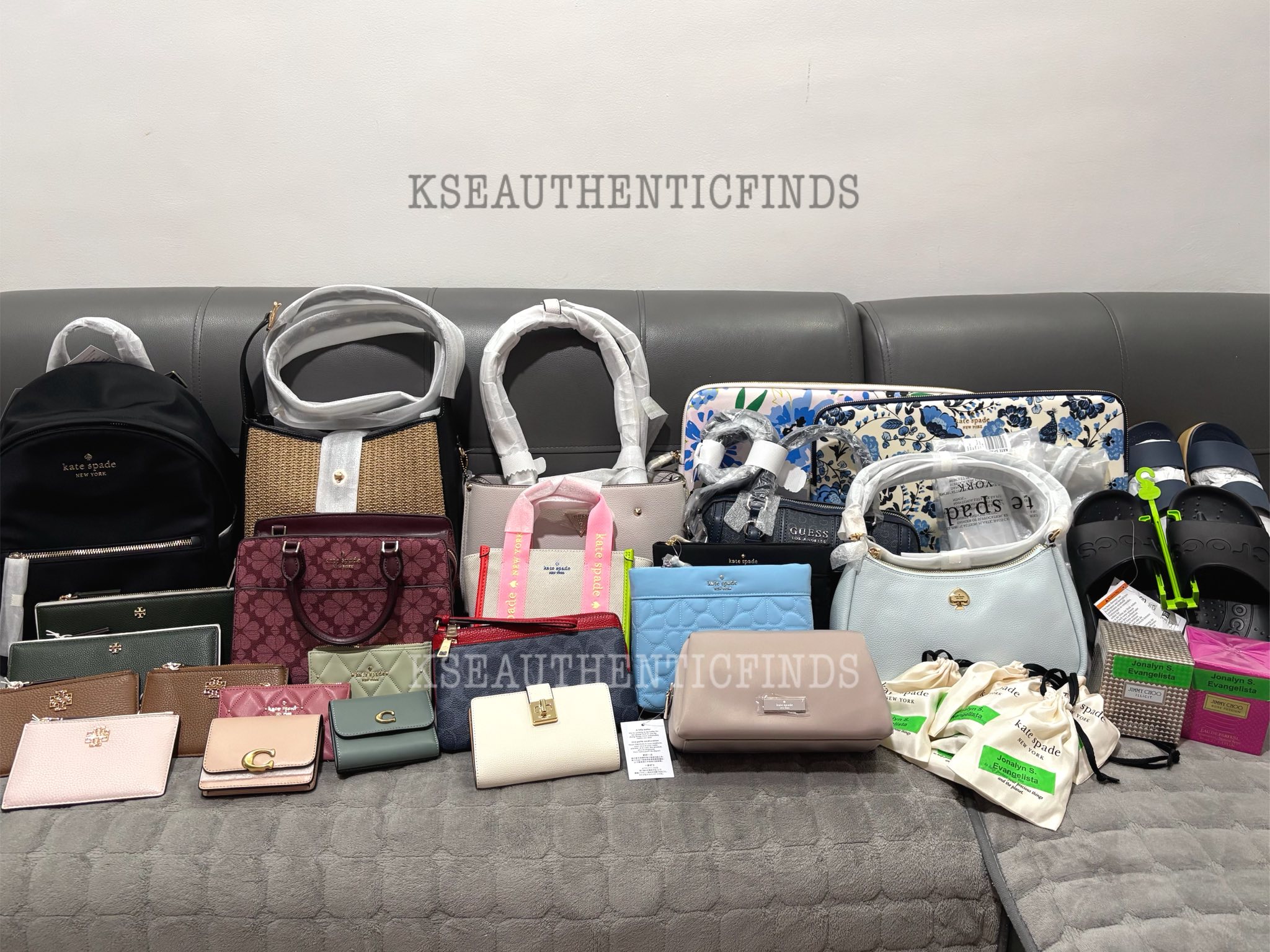 KSE Authentic Finds Facebook ad: ๐ข๐จ๐ฅ ๐๐๐ฅ๐ฆ๐ง ๐๐ฅ๐ข๐ฃ ๐ข๐ ๐ก๐๐ช ๐๐ฅ๐ฅ๐๐ฉ๐๐๐ฆโฆ