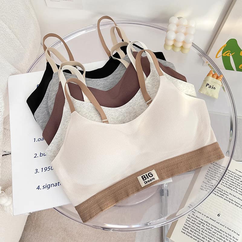 Mẹ Loly - Nội y Nhật cao cấp Facebook ad: Hàng shop lại về thêm - MIỄN SHIP…