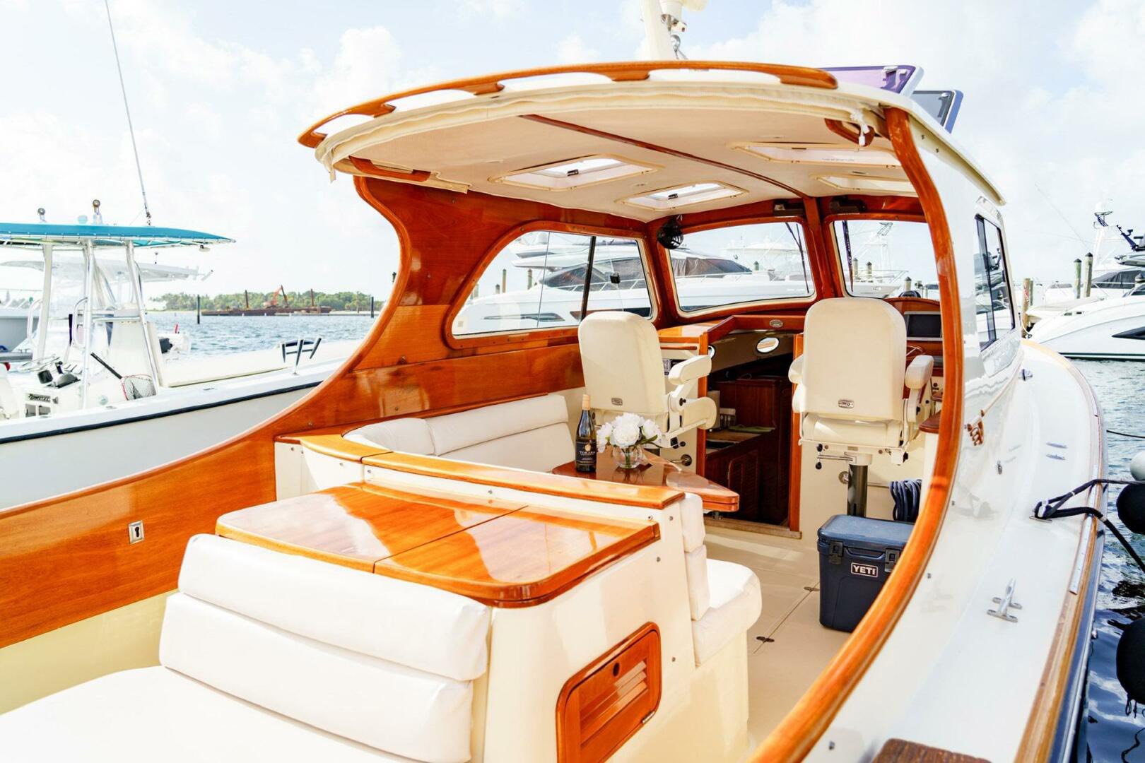 United Yacht Sales Facebook ad