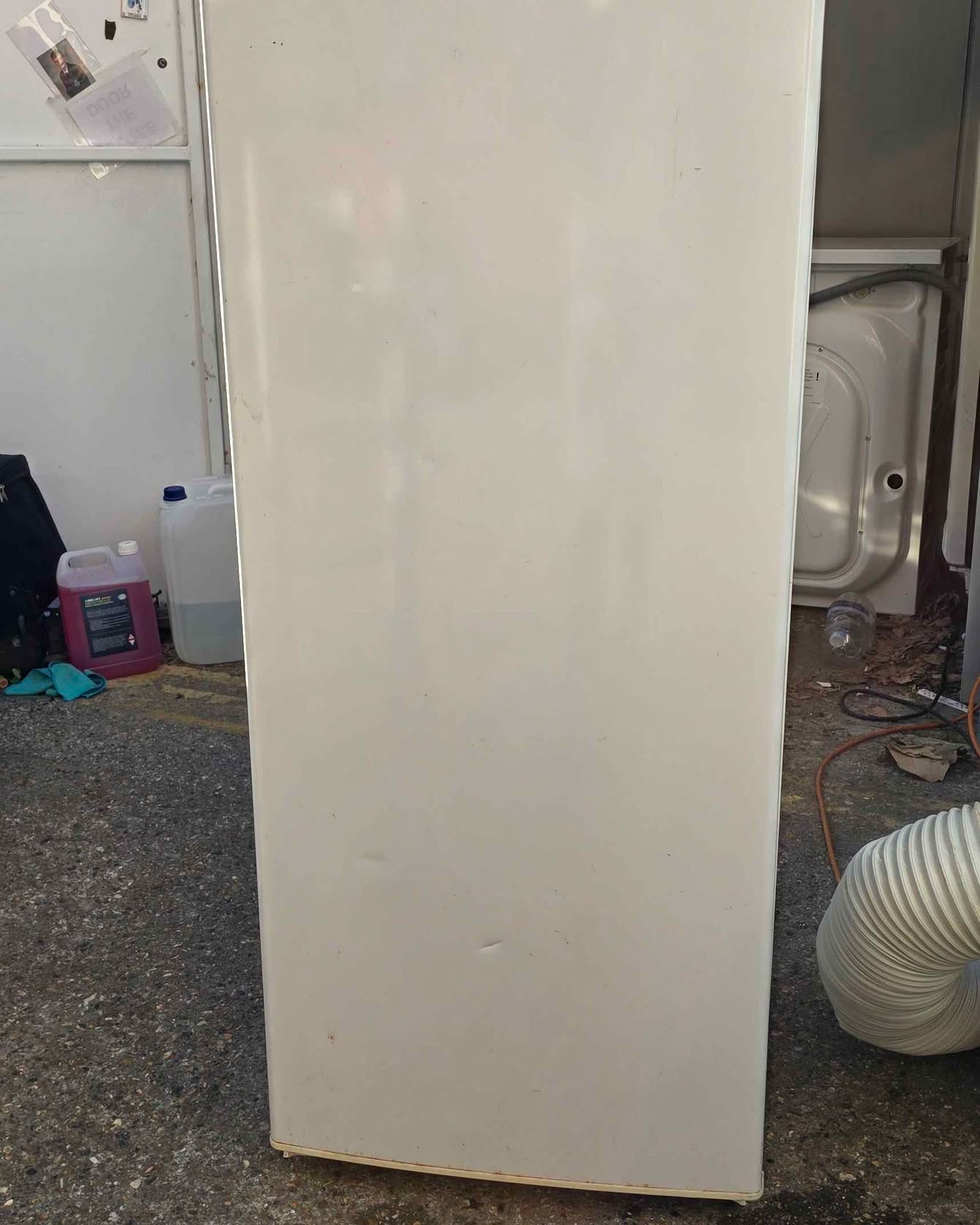 Pyramid Buky Pyramid Facebook ad: Bush upright freezer working perfectly Delivery available…