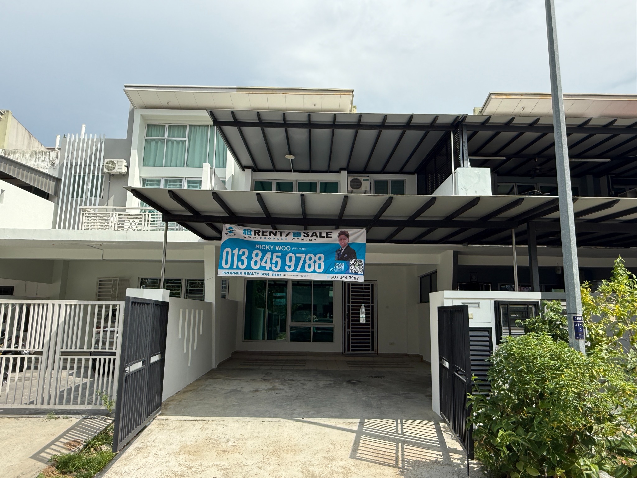 RW Properties 你想要的家 Facebook ad