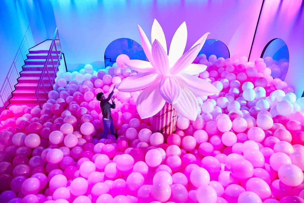 Secret Dallas Facebook ad: This Bubble-Themed Experience Opening In Dallas Will Make…