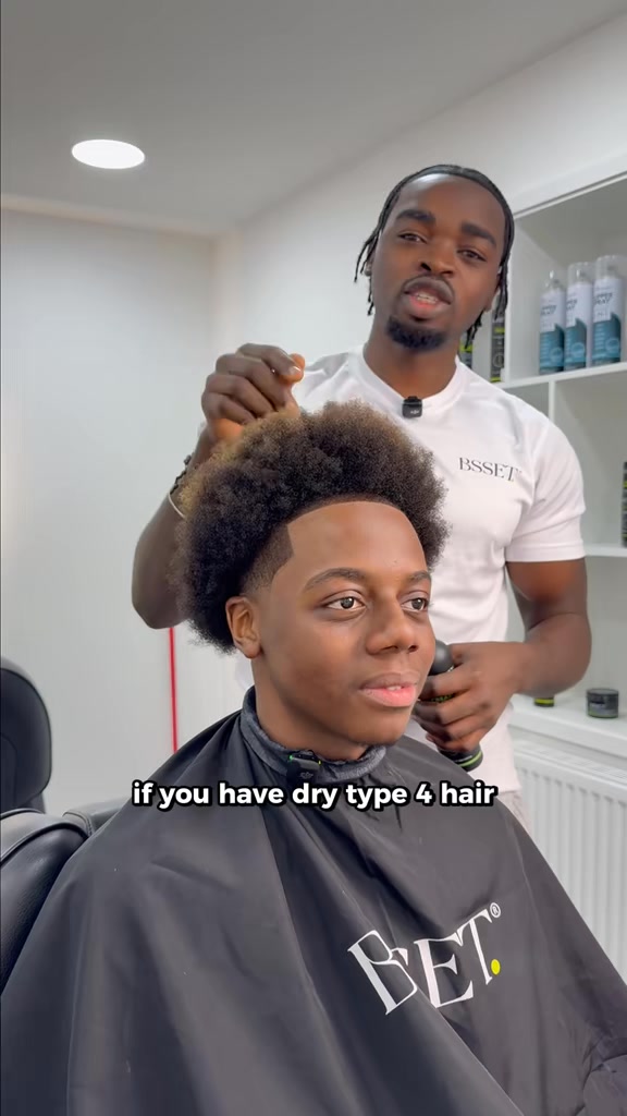 bsset.styling Facebook ad: Unlock Defined Curls in One Easy Step