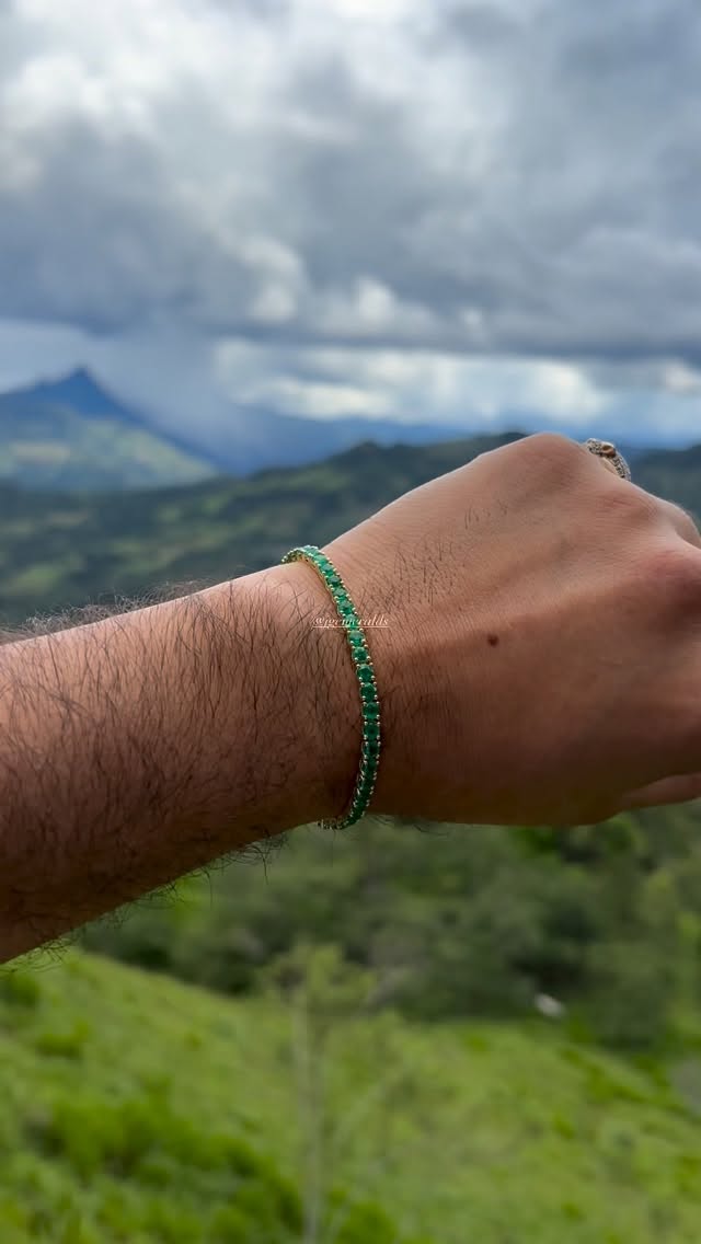 jgejoyas Facebook ad: The purest green of our mountains, captured in…