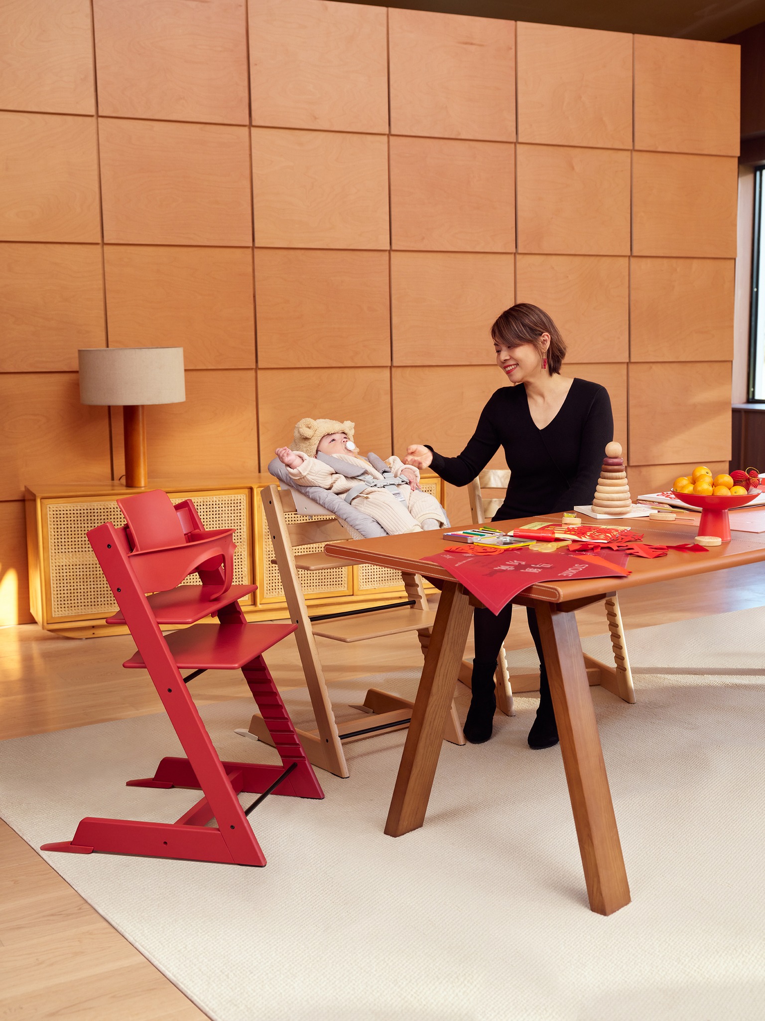 Stokke Facebook ad: 新的一年,家裡也換上了溫暖的新顏色。