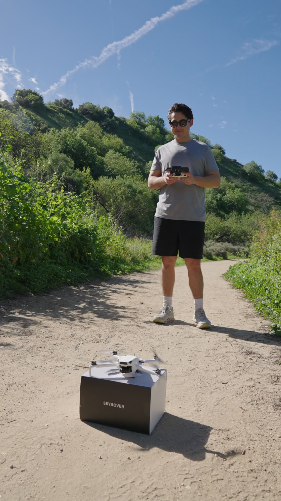 Skyrovertech Facebook ad: Best Beginner Drone Under $300