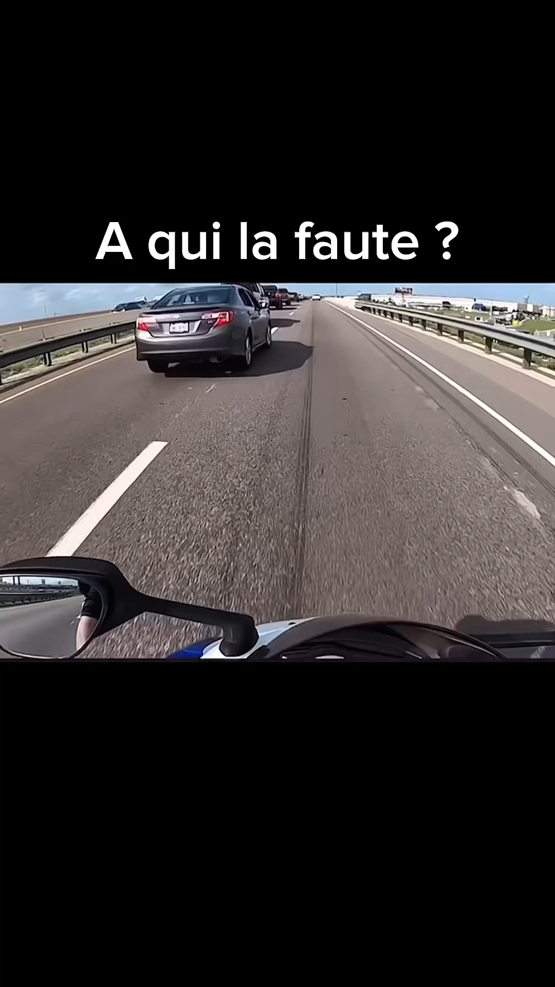 Moovora Facebook ad: Profitez. Moovora s’occupe du reste.