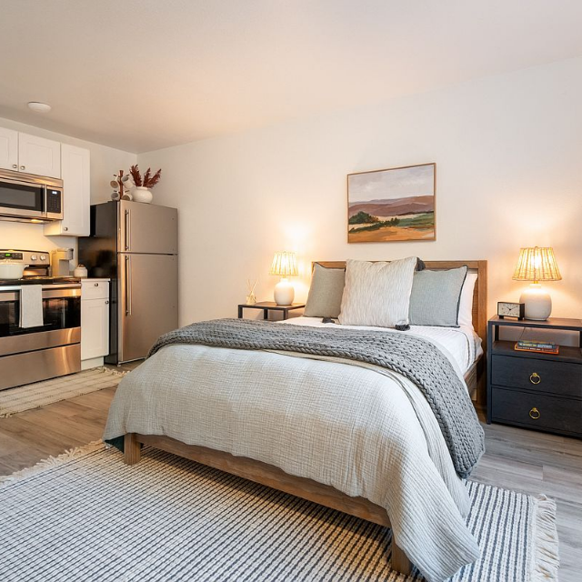 Zillow Apartments for Rent Facebook ad