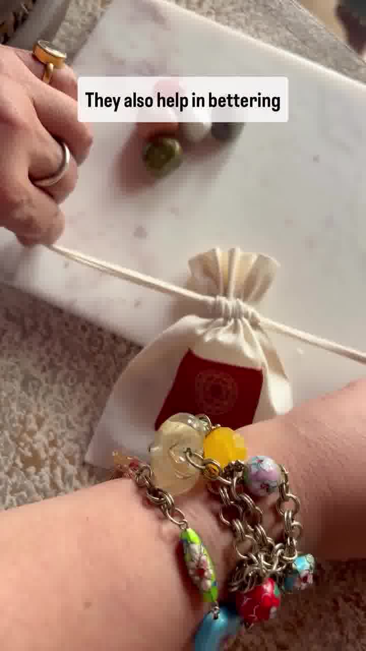 Anahatambypoonamsethi Facebook ad: Women's Health Bracelet