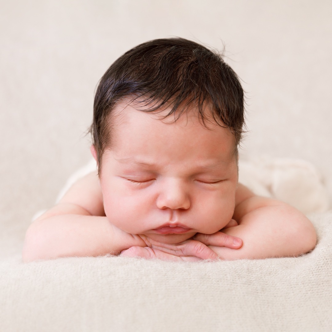 Sweet Dreams Photography Facebook ad: 5 things to consider when choosing your newborn photographer