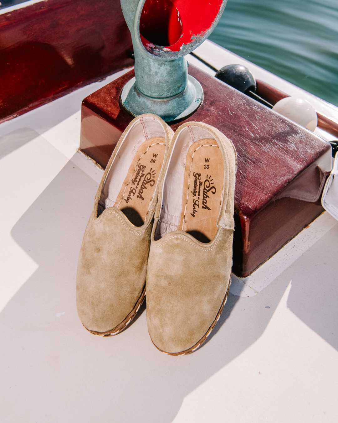 Sabah Shoes Facebook ad: Back For The Summer