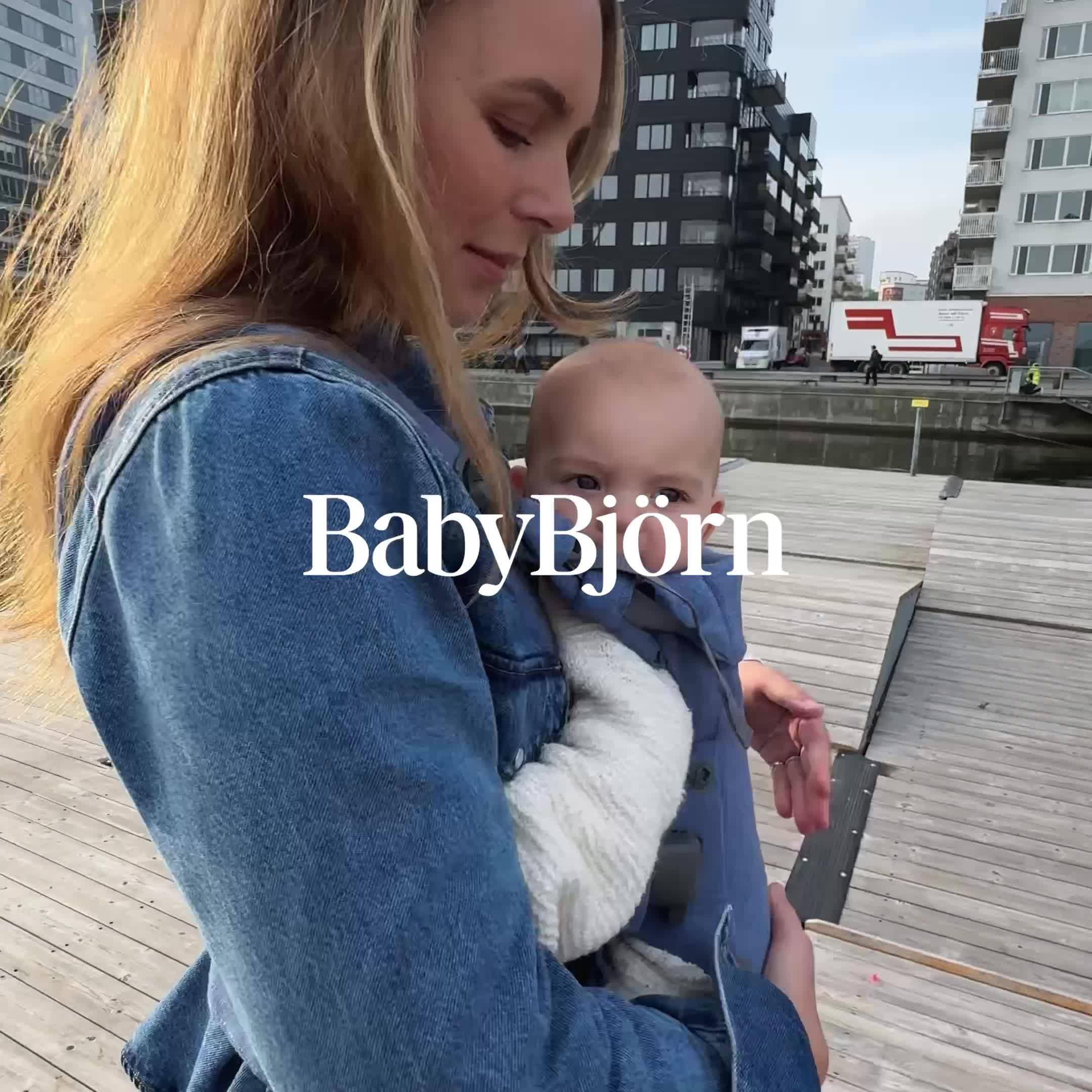 BabyBjörn Facebook ad: Comfy Babywearing