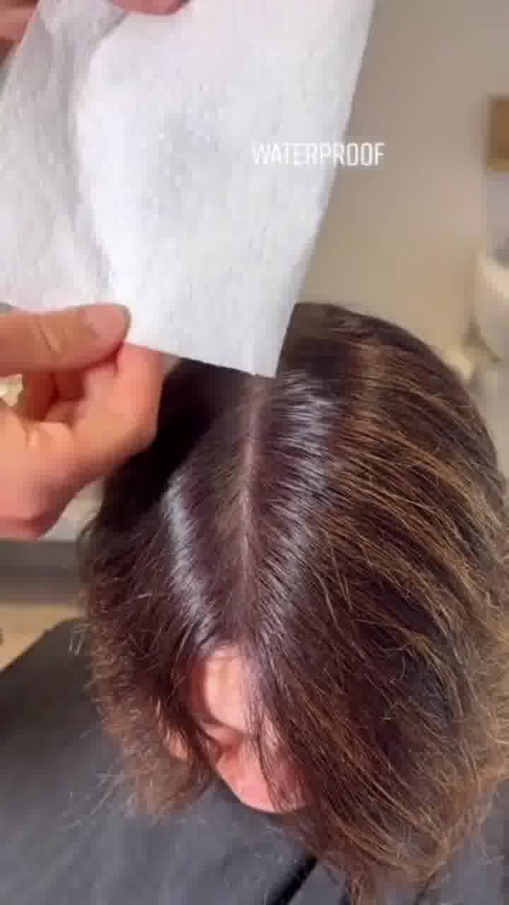 Color Wow Facebook ad: Quick Root Touch Up