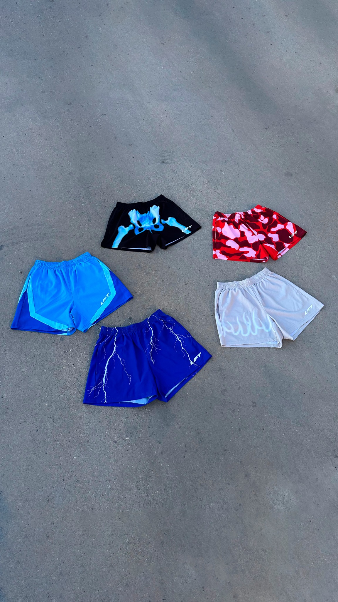The Lifting Brand Facebook ad: LIFT | not an ordinary gym clothing brand