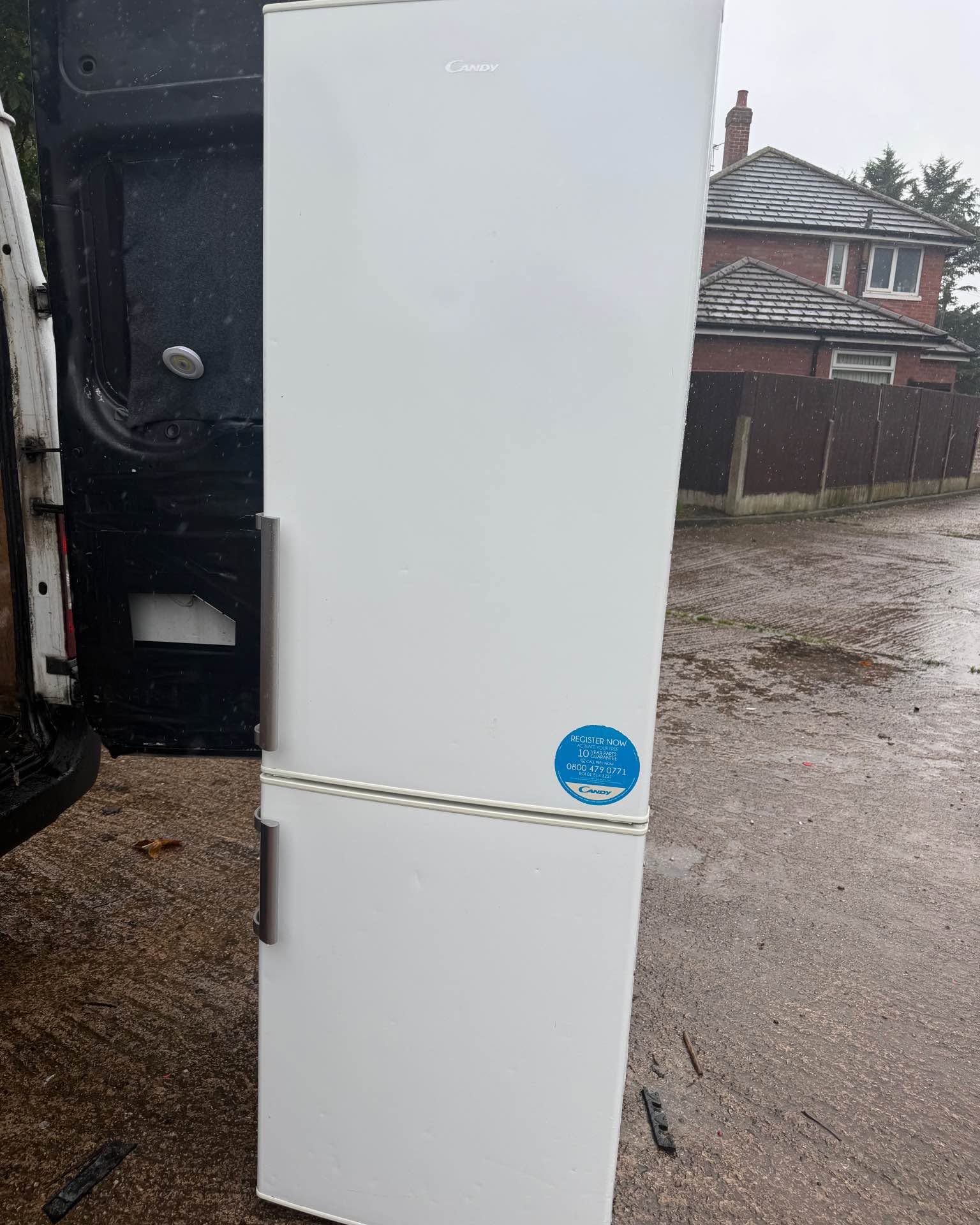 Nicola Jones Facebook ad: CANDY fridge freezer ‘delivery available