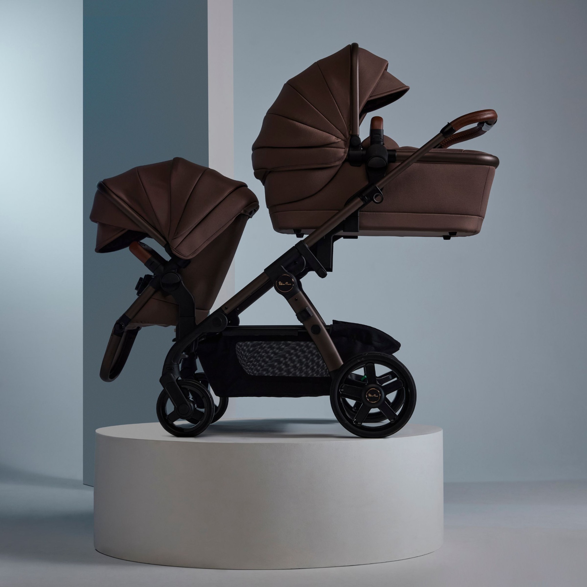 Silver Cross US Facebook ad: Introducing Wave 3 Award Winning Stroller