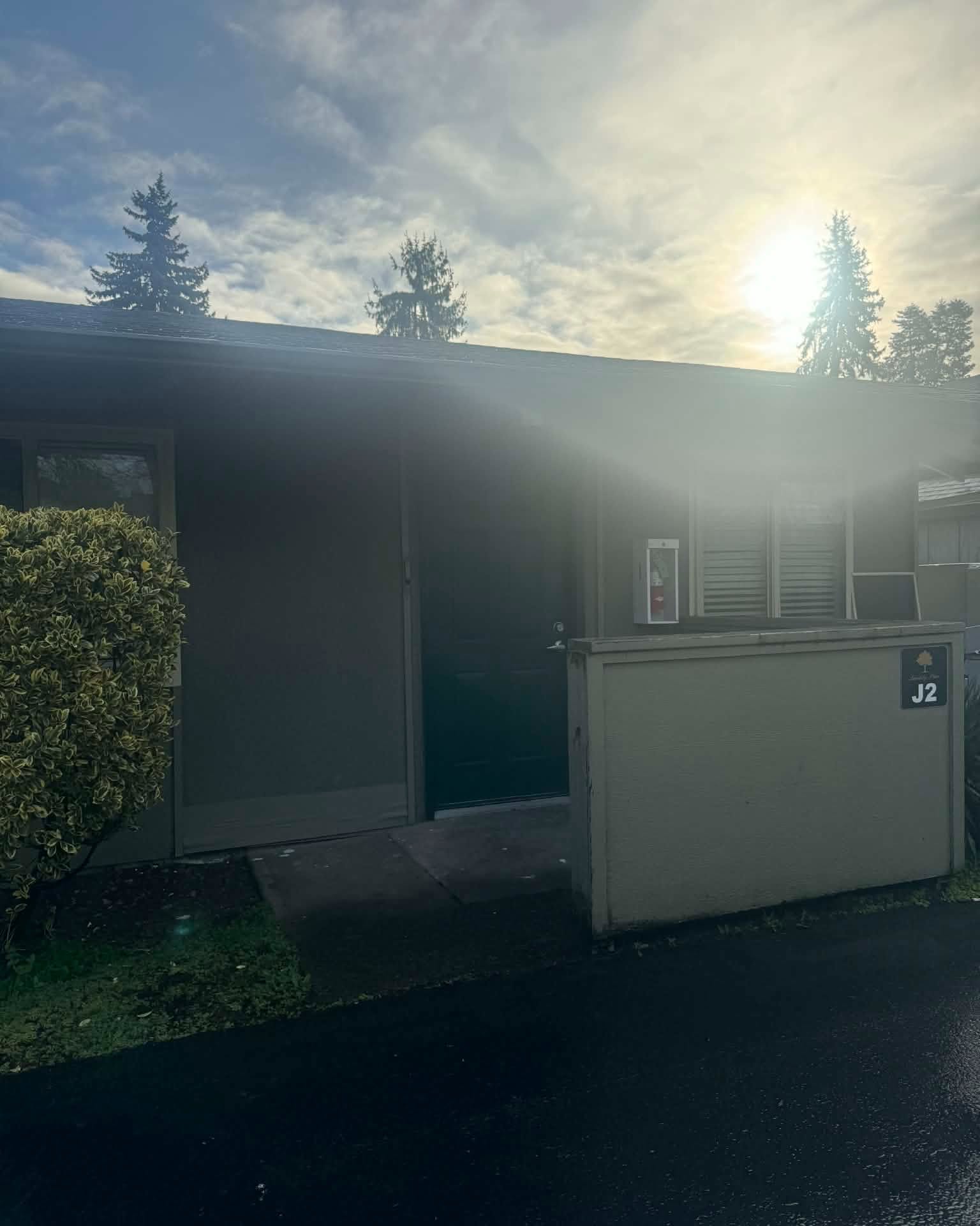 Landsby Place Facebook ad: 1 Bed 1 Bath Apartment